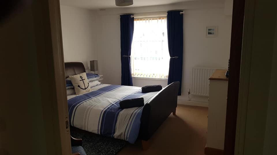 Ynys Lawd, Holyhead Marina Apartment Bagian luar foto